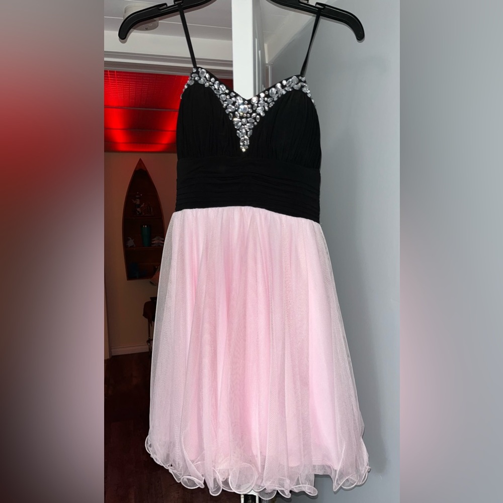 Black and pink flowy dress/homecoming dress